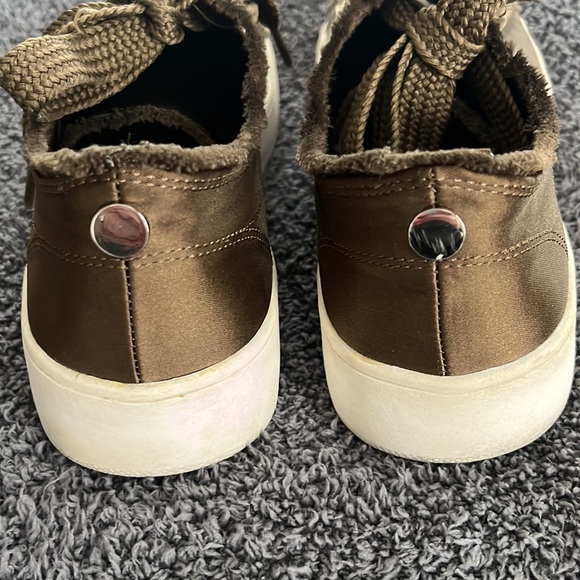 Mossimo Supply Co. Women's Zell Satin Lace up Sneaker Olive Green Size 10 - Picture 4 of 8